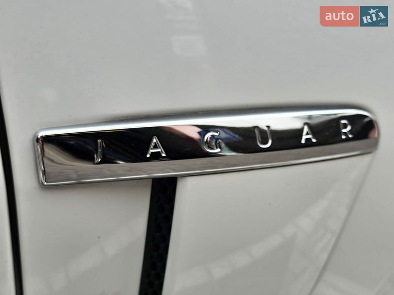 Седан Jaguar XF 2012 в Киеве фото 36 Седан Jaguar XF 2012 в Киеве