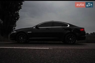 Седан Jaguar XF 2012 в Кропивницькому