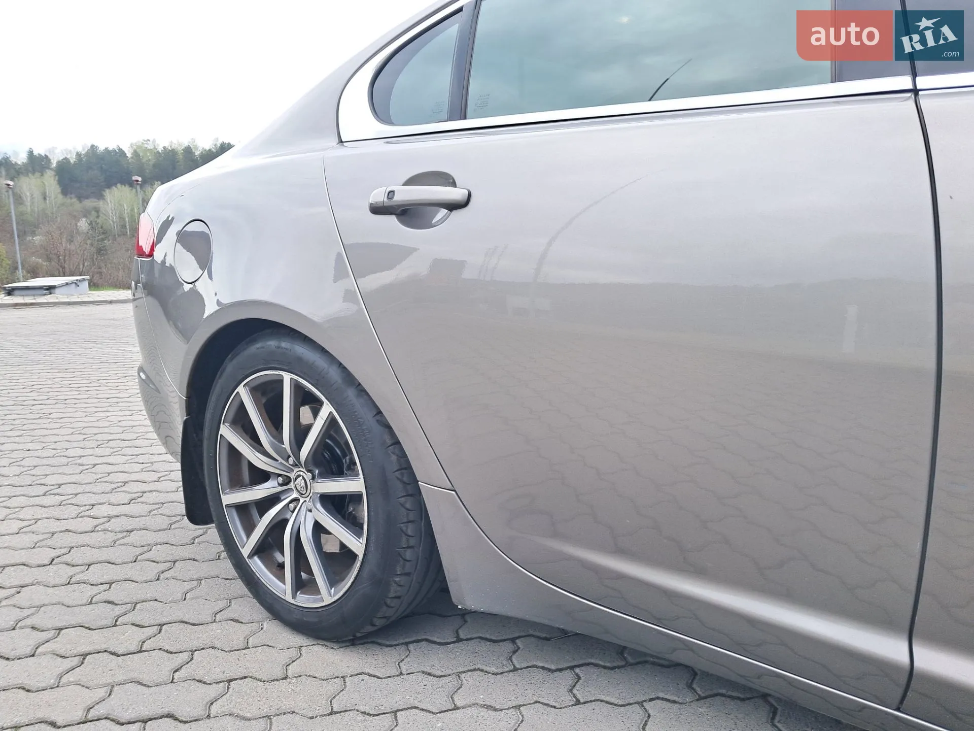 2010 Jaguar XF - мініатюра 40