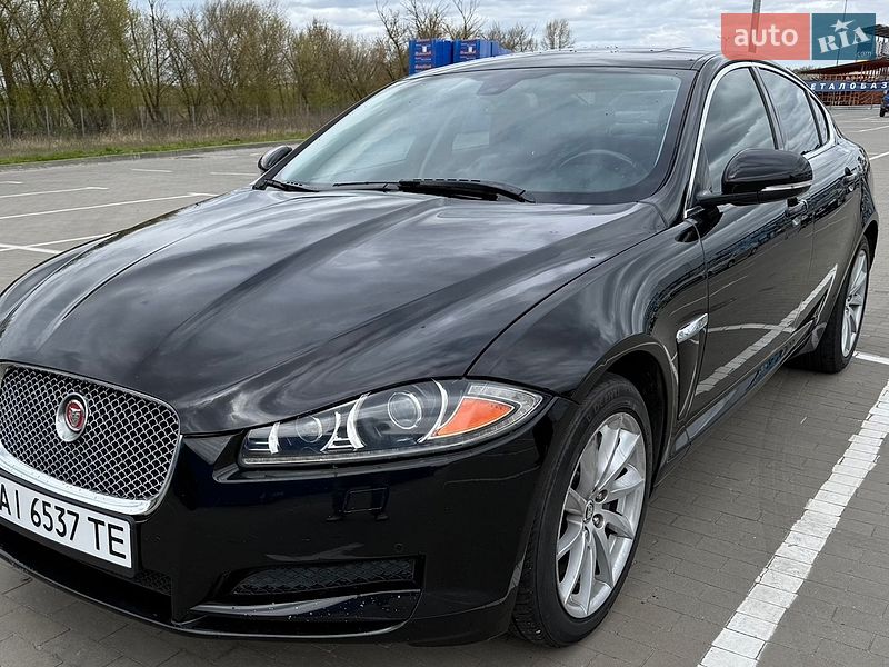 Jaguar XF 2012