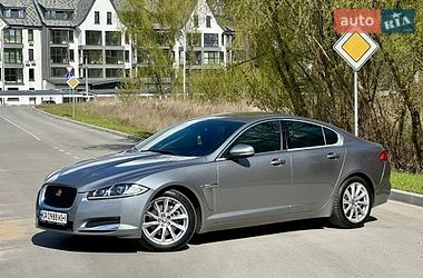 Седан Jaguar XF 2014 в Киеве