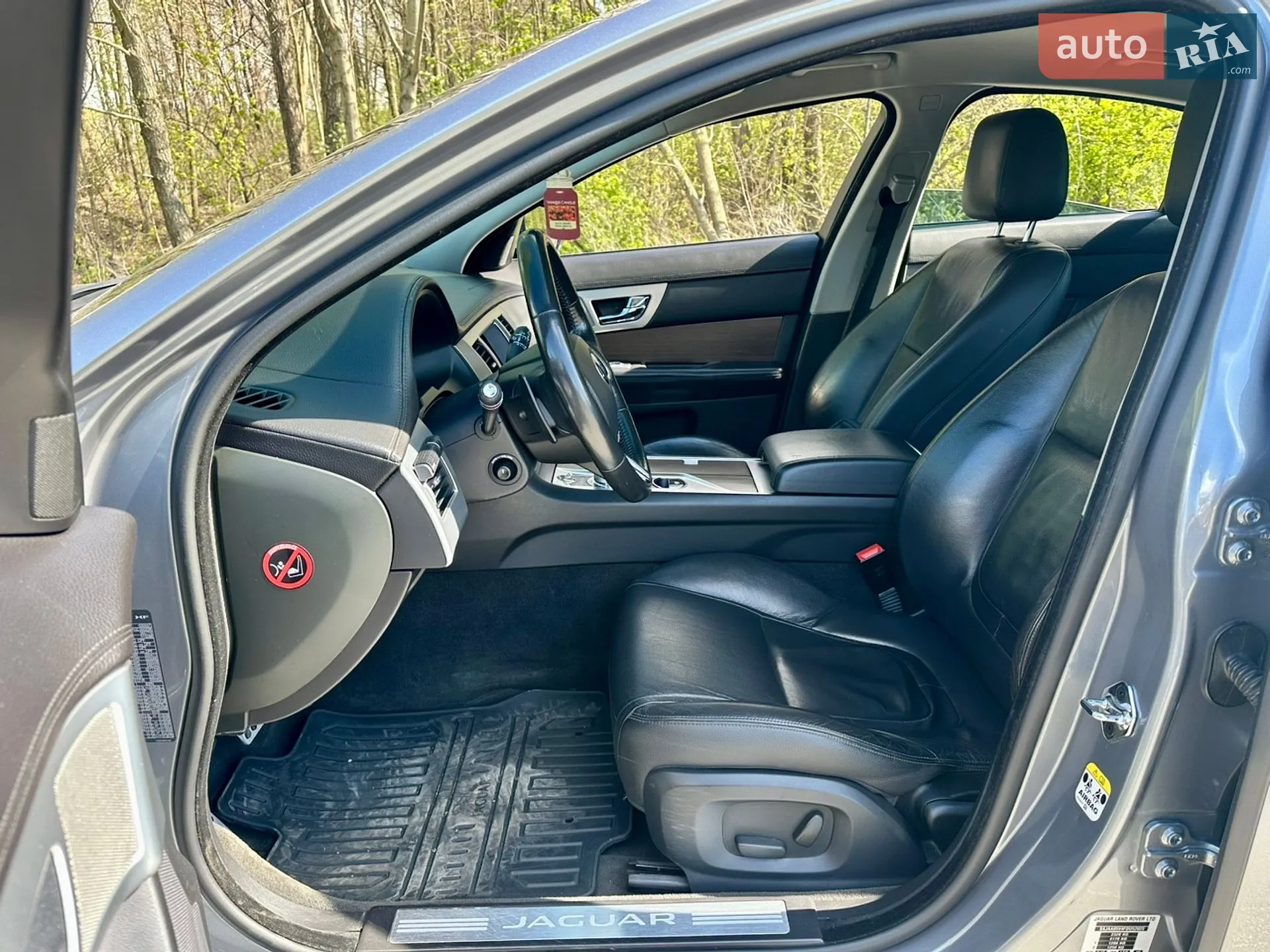 2014 Jaguar XF - мініатюра 14