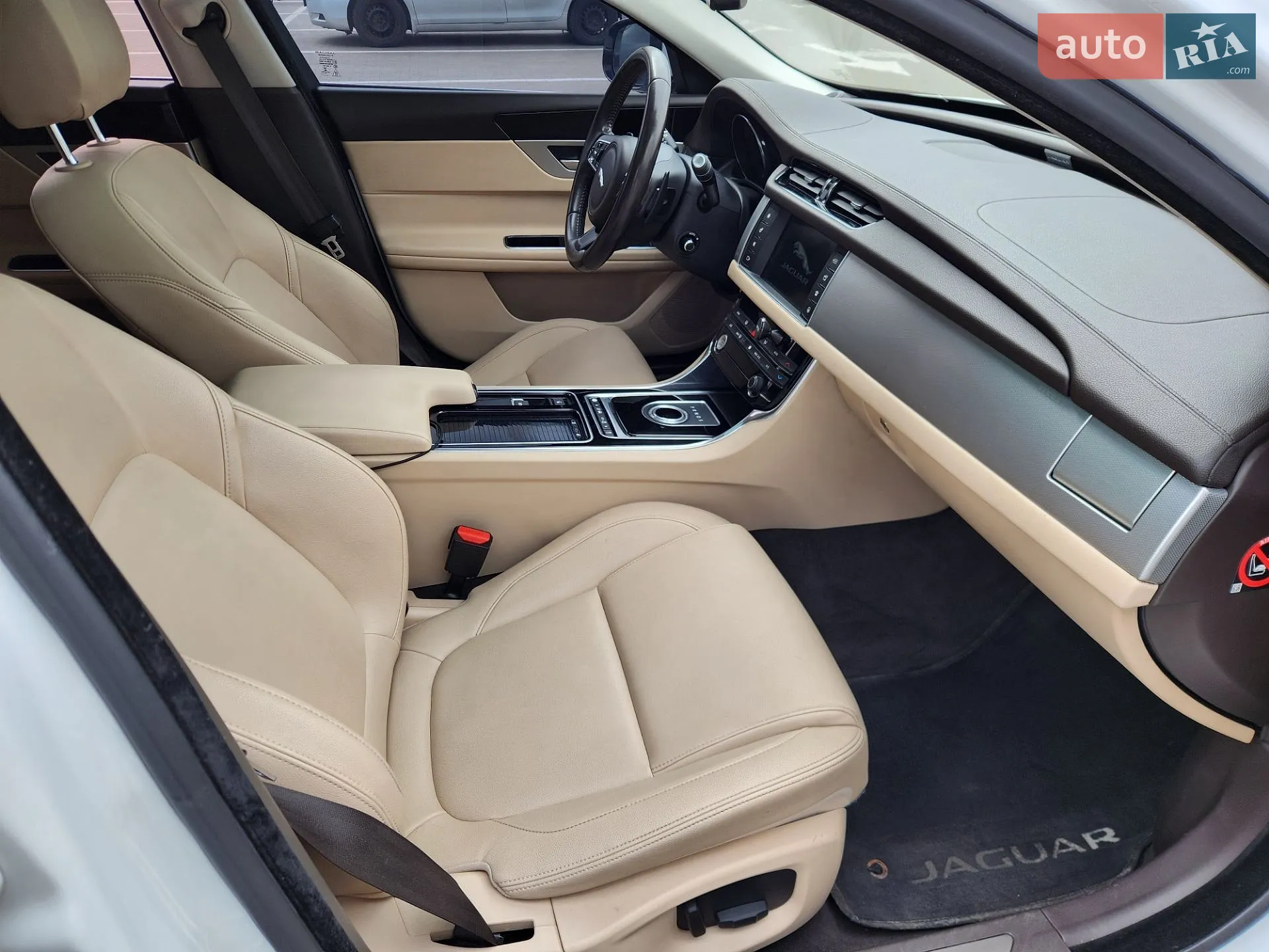 2015 Jaguar XF - мініатюра 15