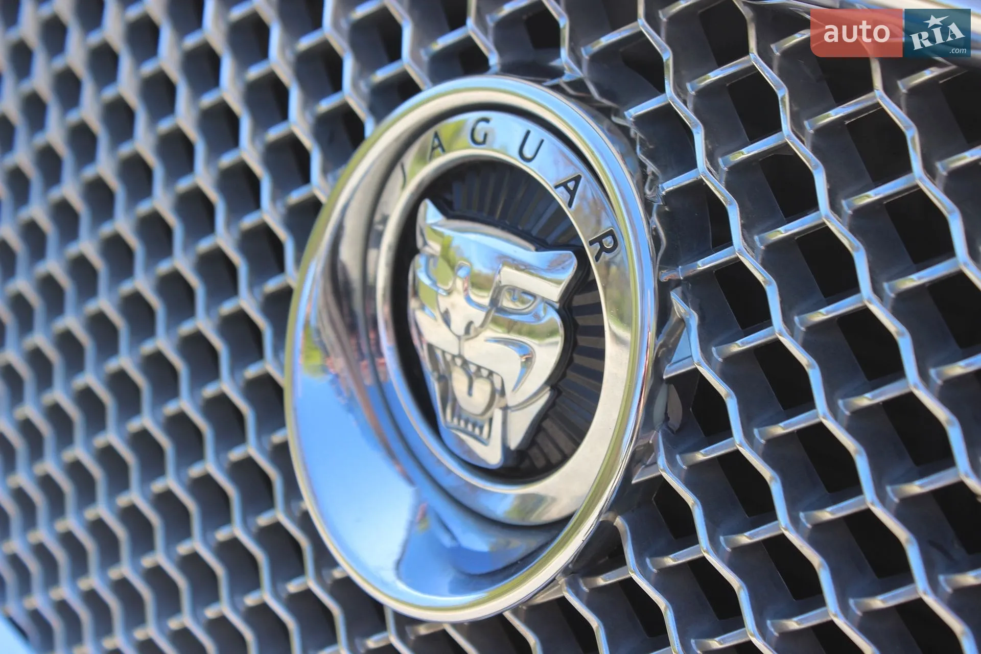2012 Jaguar XF - мініатюра 14