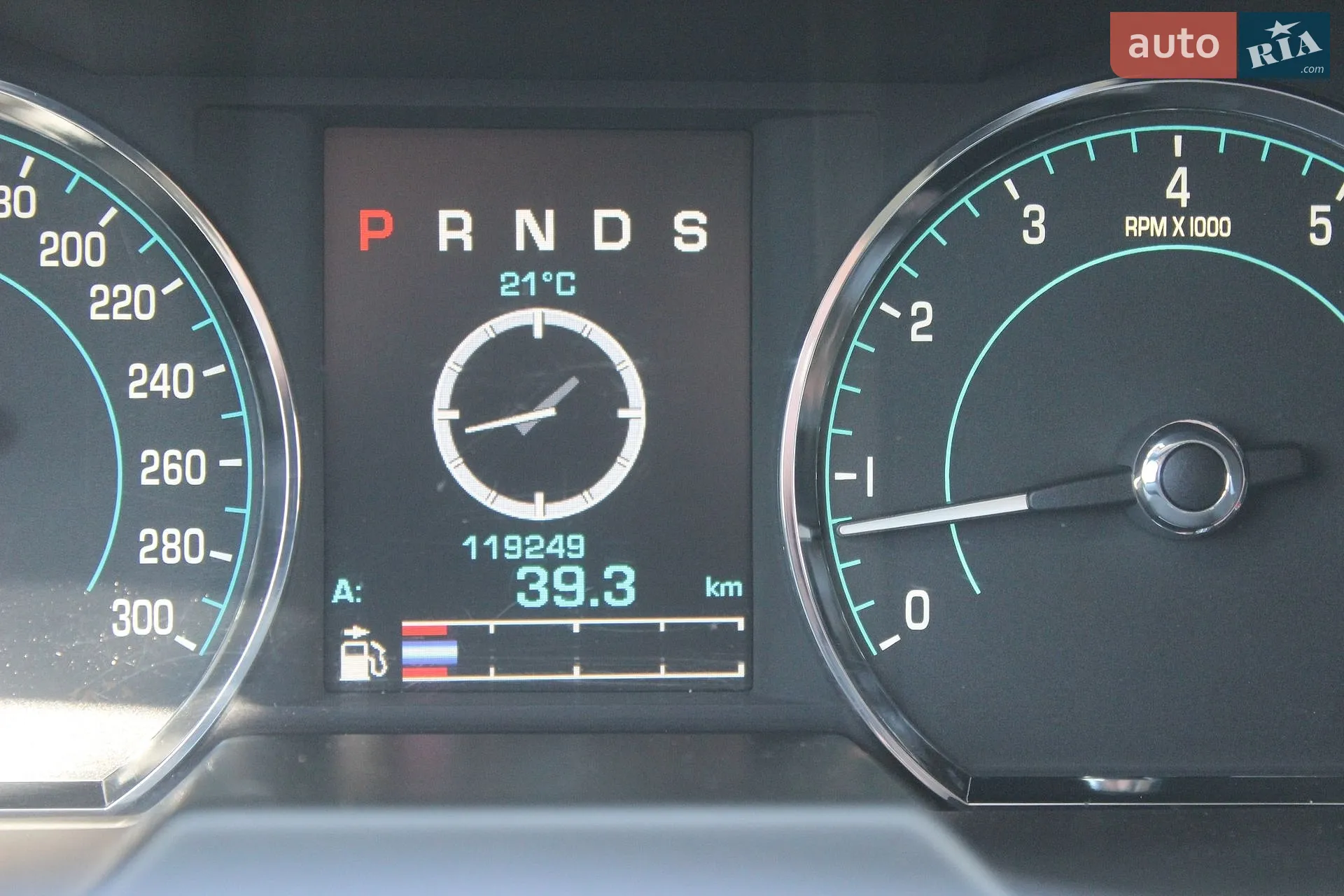 2012 Jaguar XF - мініатюра 32