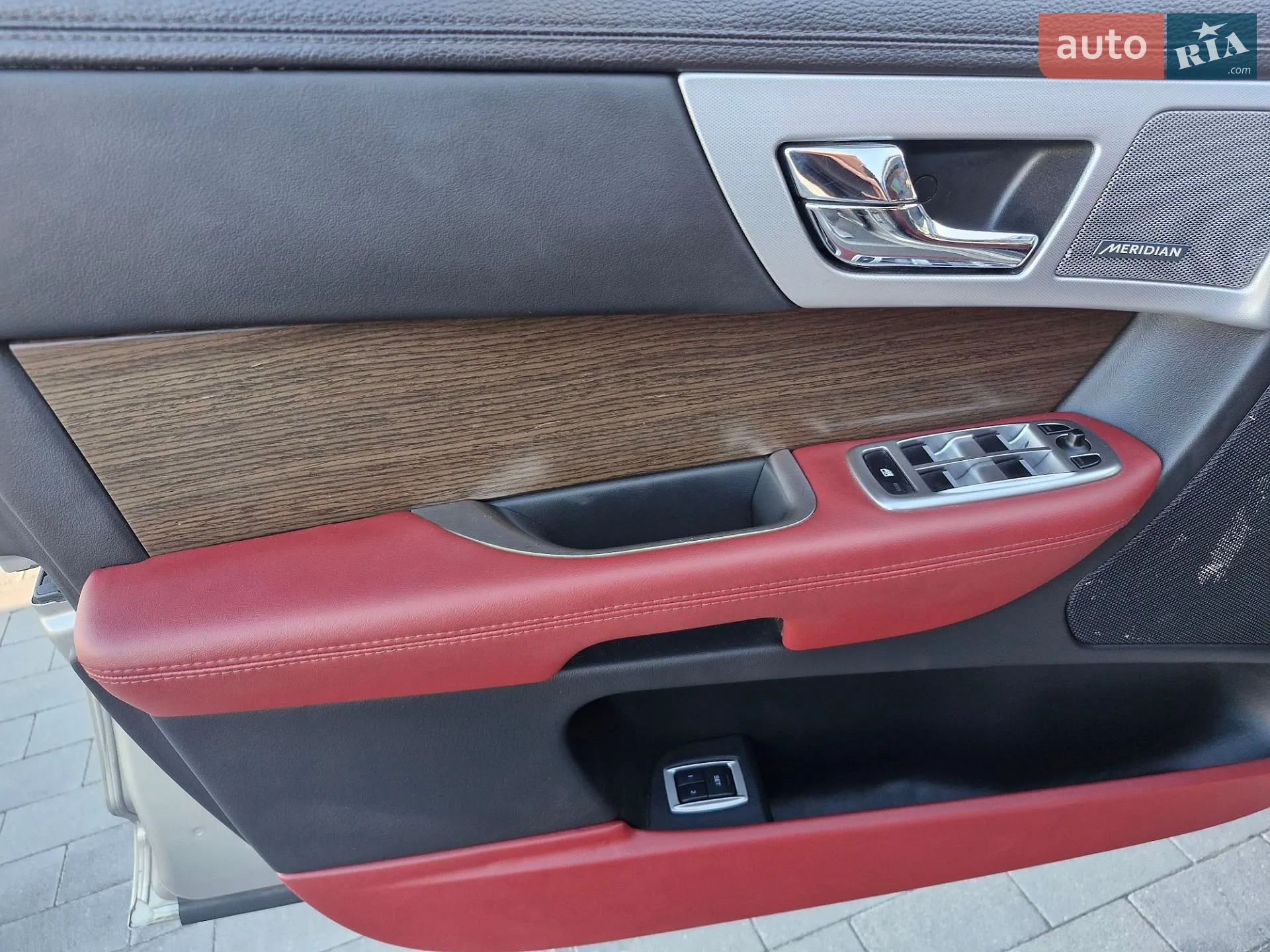 2013 Jaguar XF - мініатюра 8