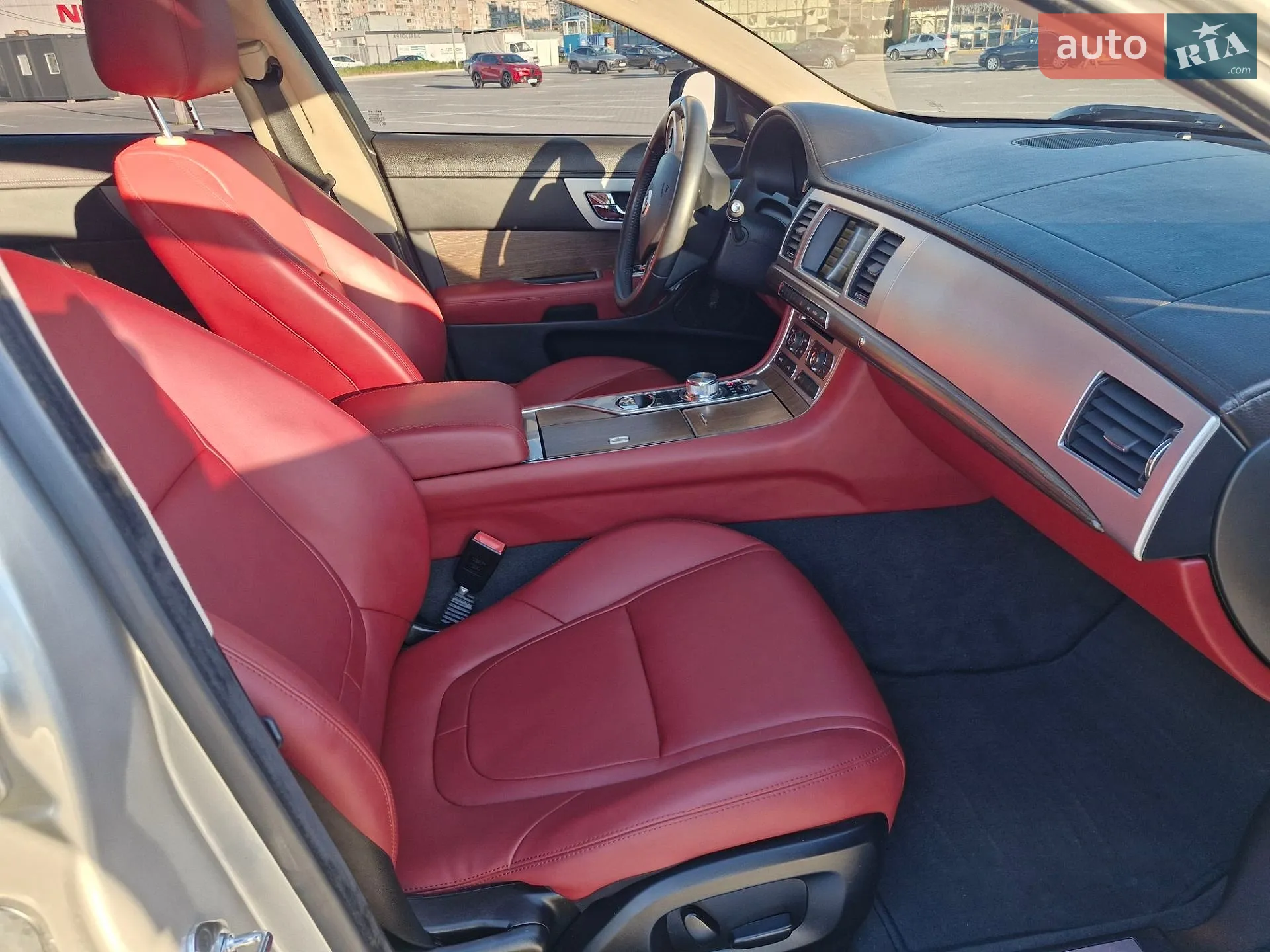2013 Jaguar XF - мініатюра 14