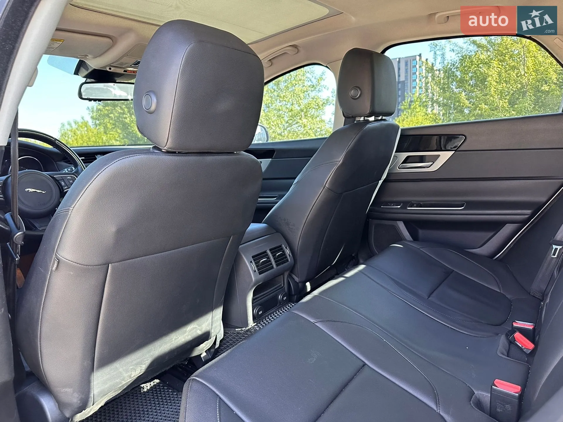 2016 Jaguar XF - мініатюра 28