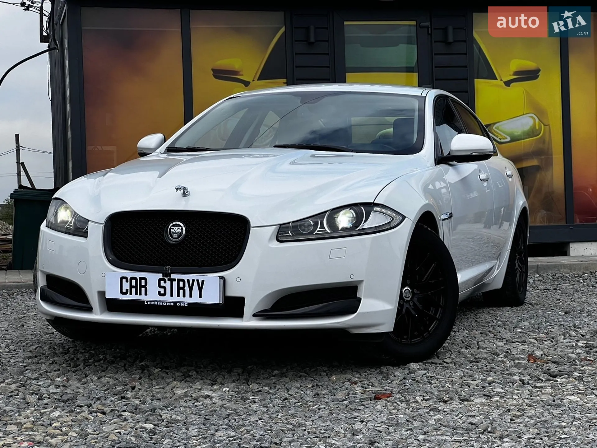 2012 Jaguar XF - мініатюра 8