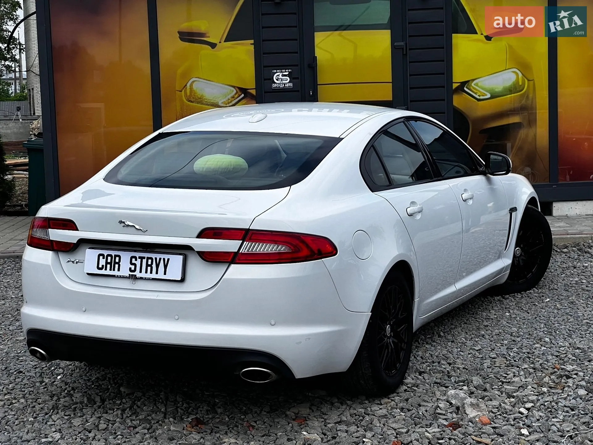 2012 Jaguar XF - мініатюра 17