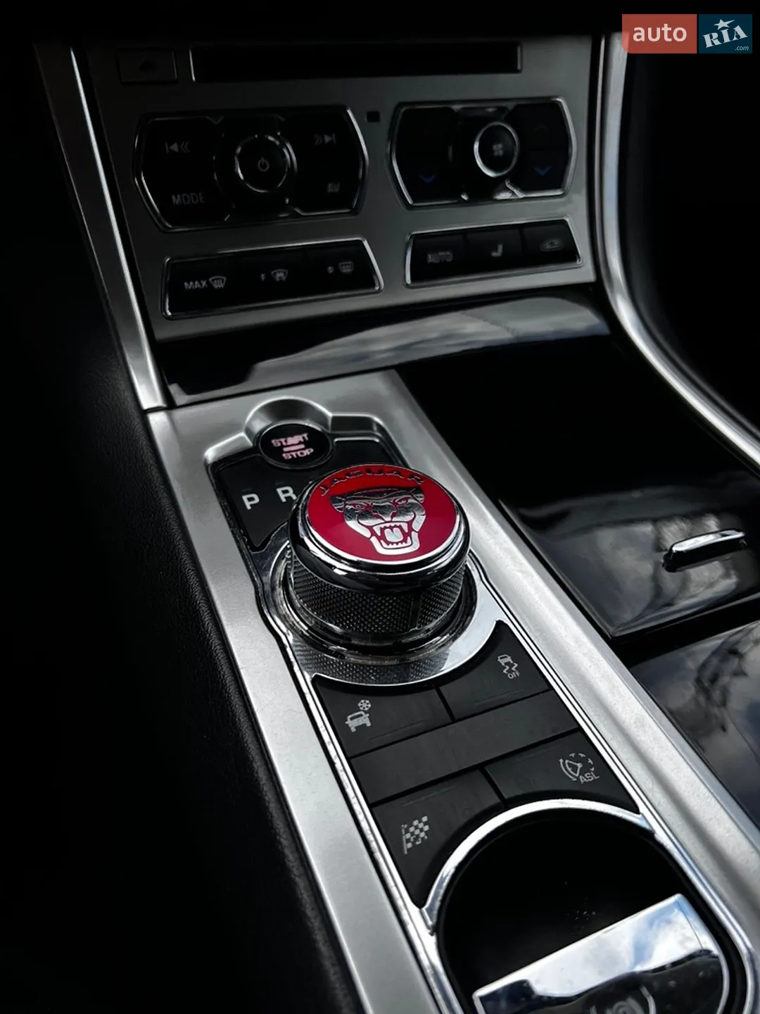2012 Jaguar XF - мініатюра 44