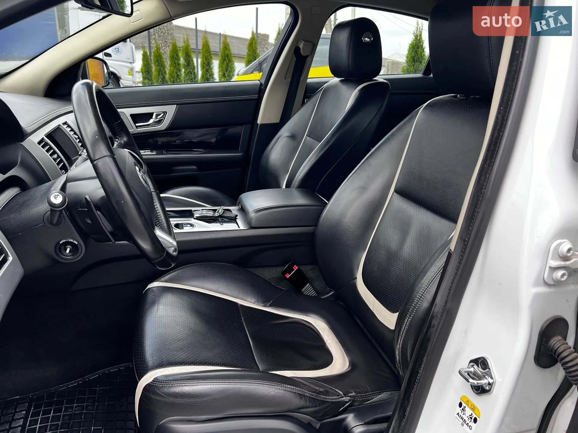 2012 Jaguar XF - мініатюра 37