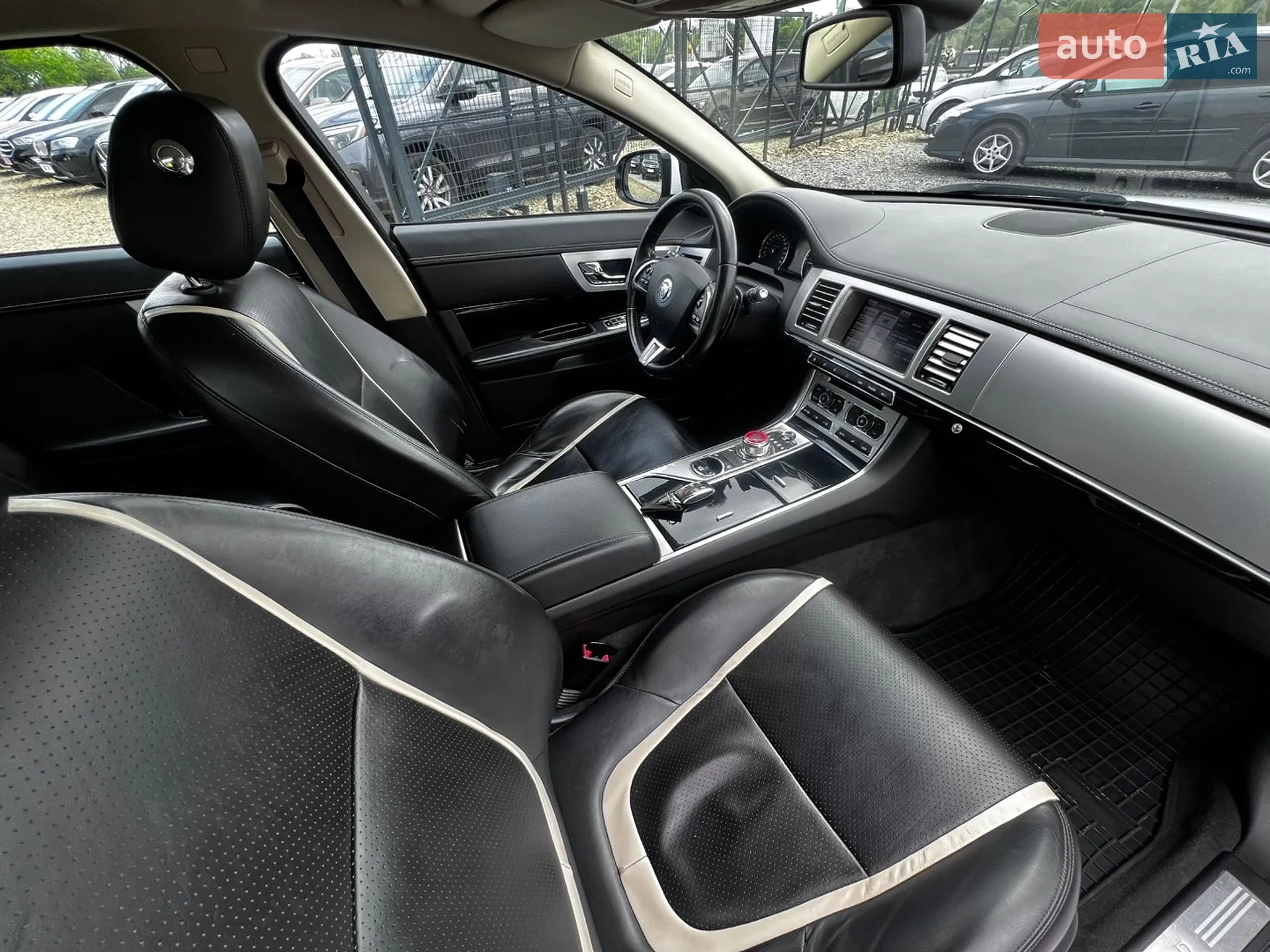 2012 Jaguar XF - мініатюра 50