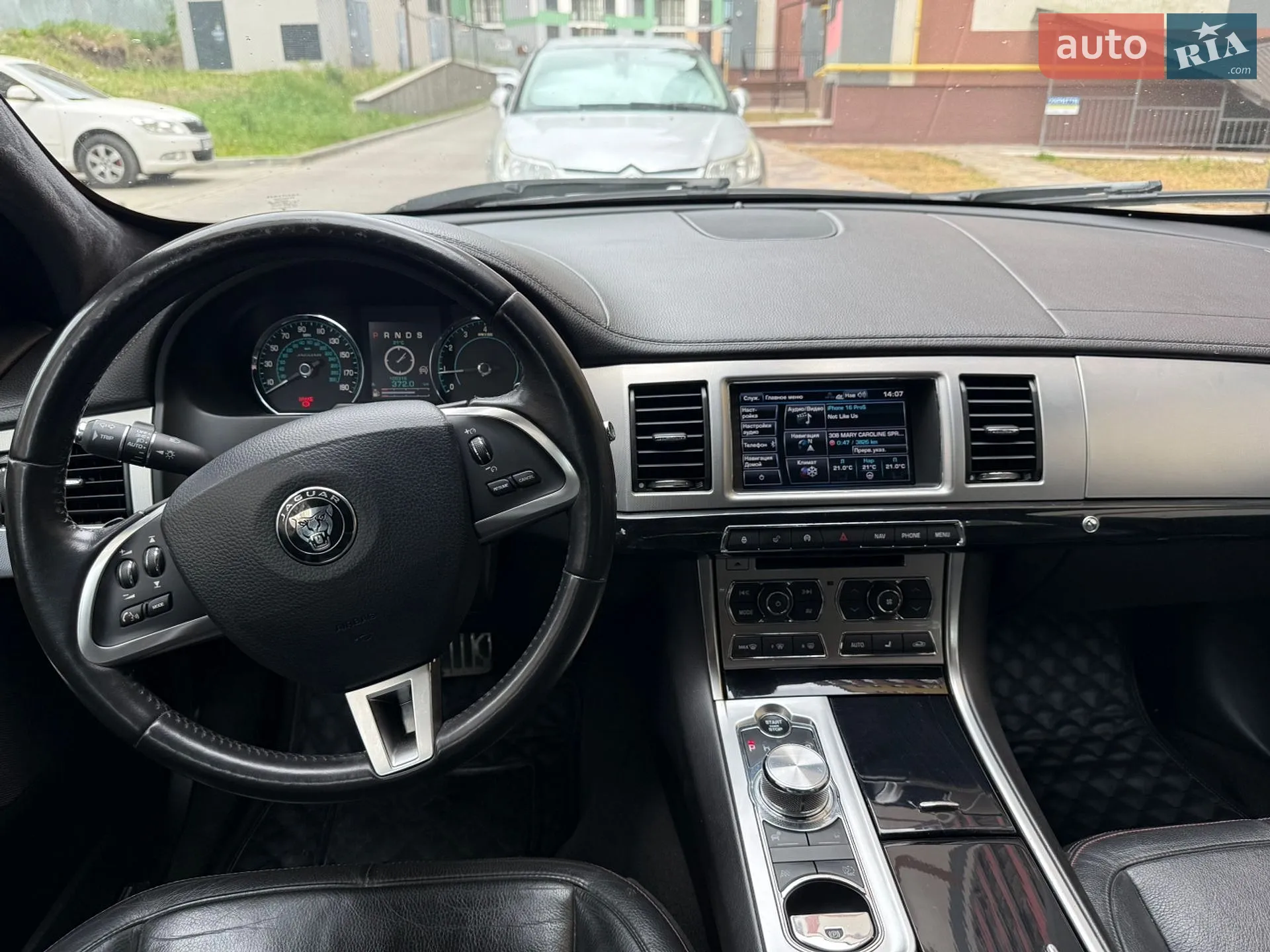 2015 Jaguar XF - мініатюра 12