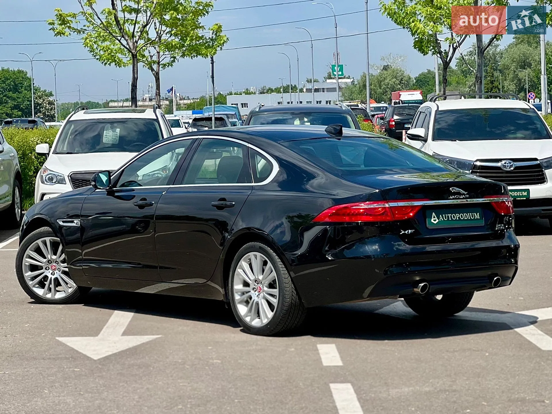 2018 Jaguar XF - мініатюра 13