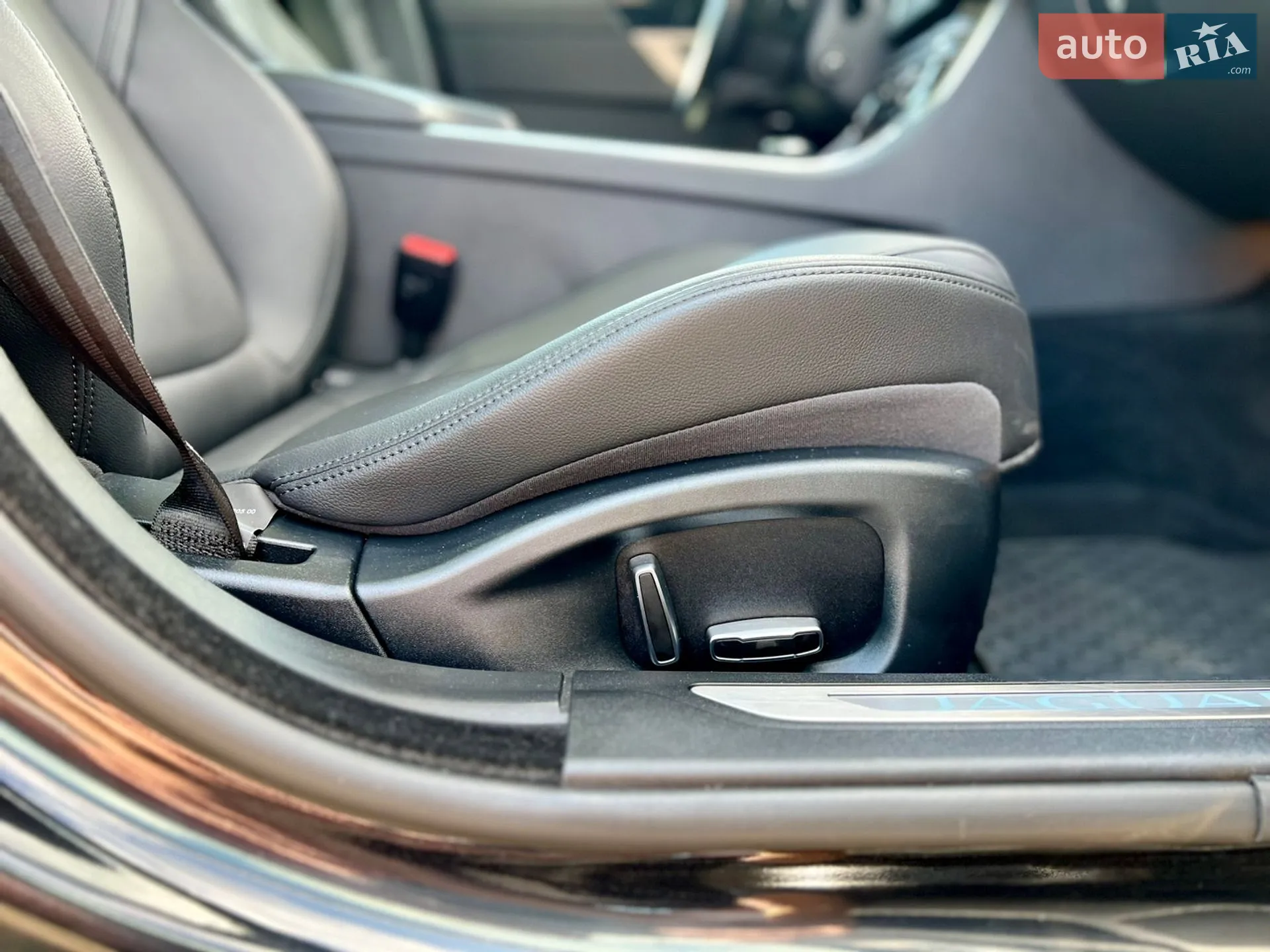2018 Jaguar XF - мініатюра 45