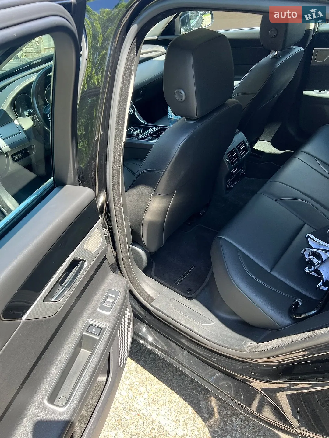 2018 Jaguar XF - мініатюра 11