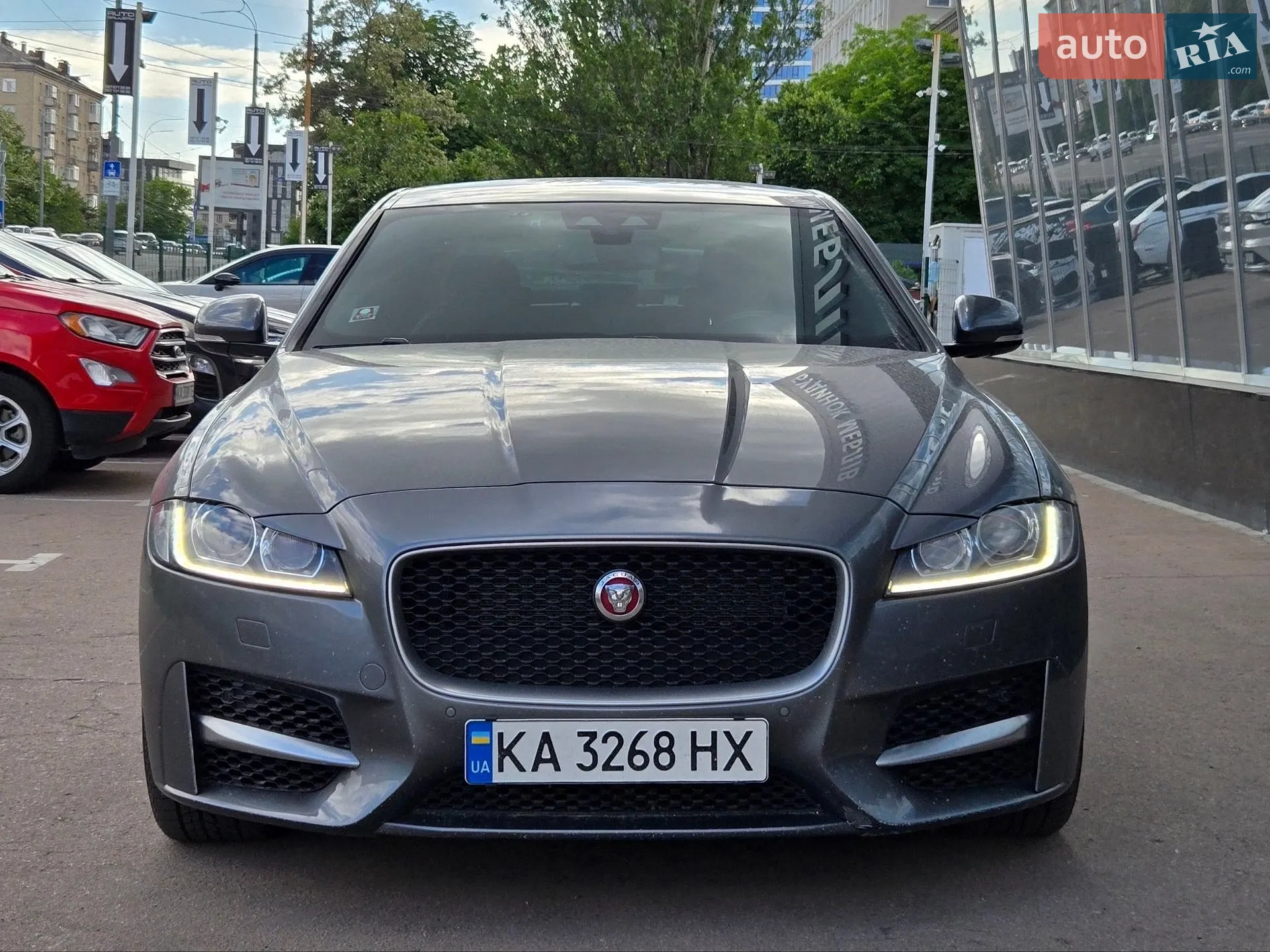 2016 Jaguar XF - мініатюра 3