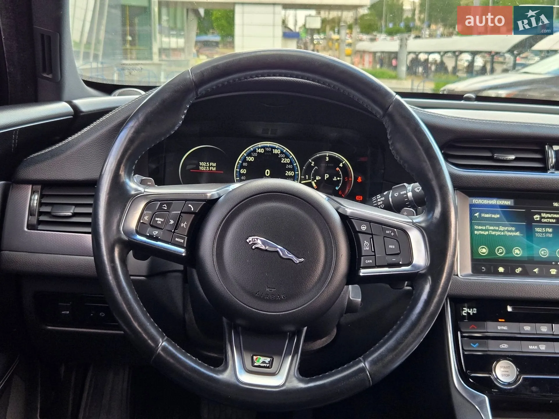 2016 Jaguar XF - мініатюра 14