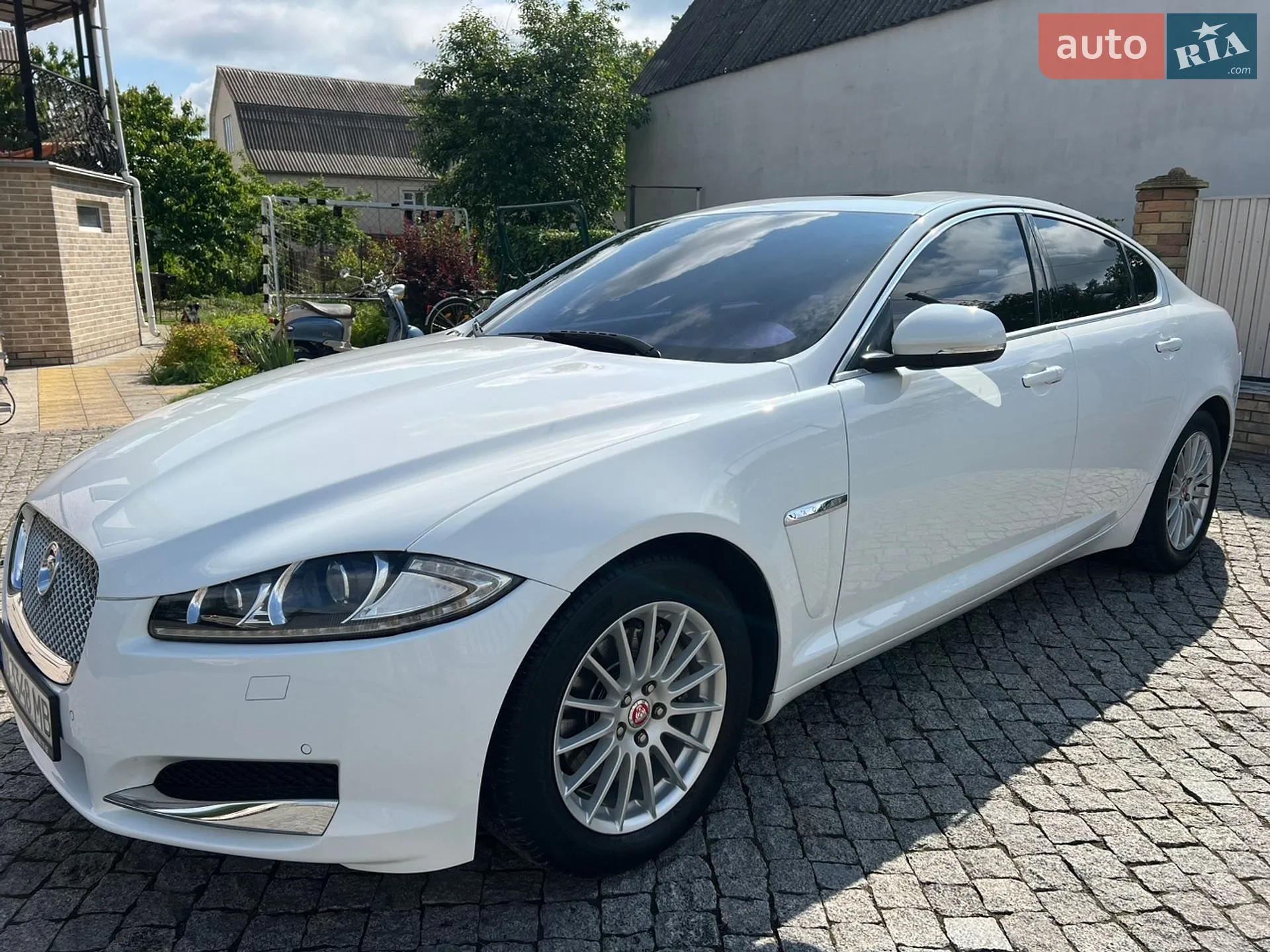 2014 Jaguar XF - мініатюра 25