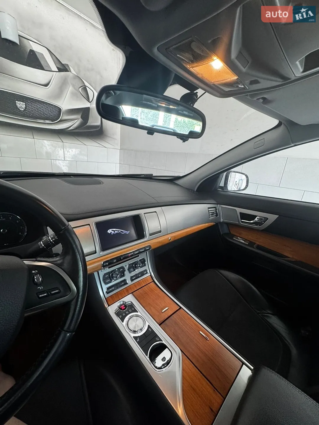 2012 Jaguar XF - мініатюра 10