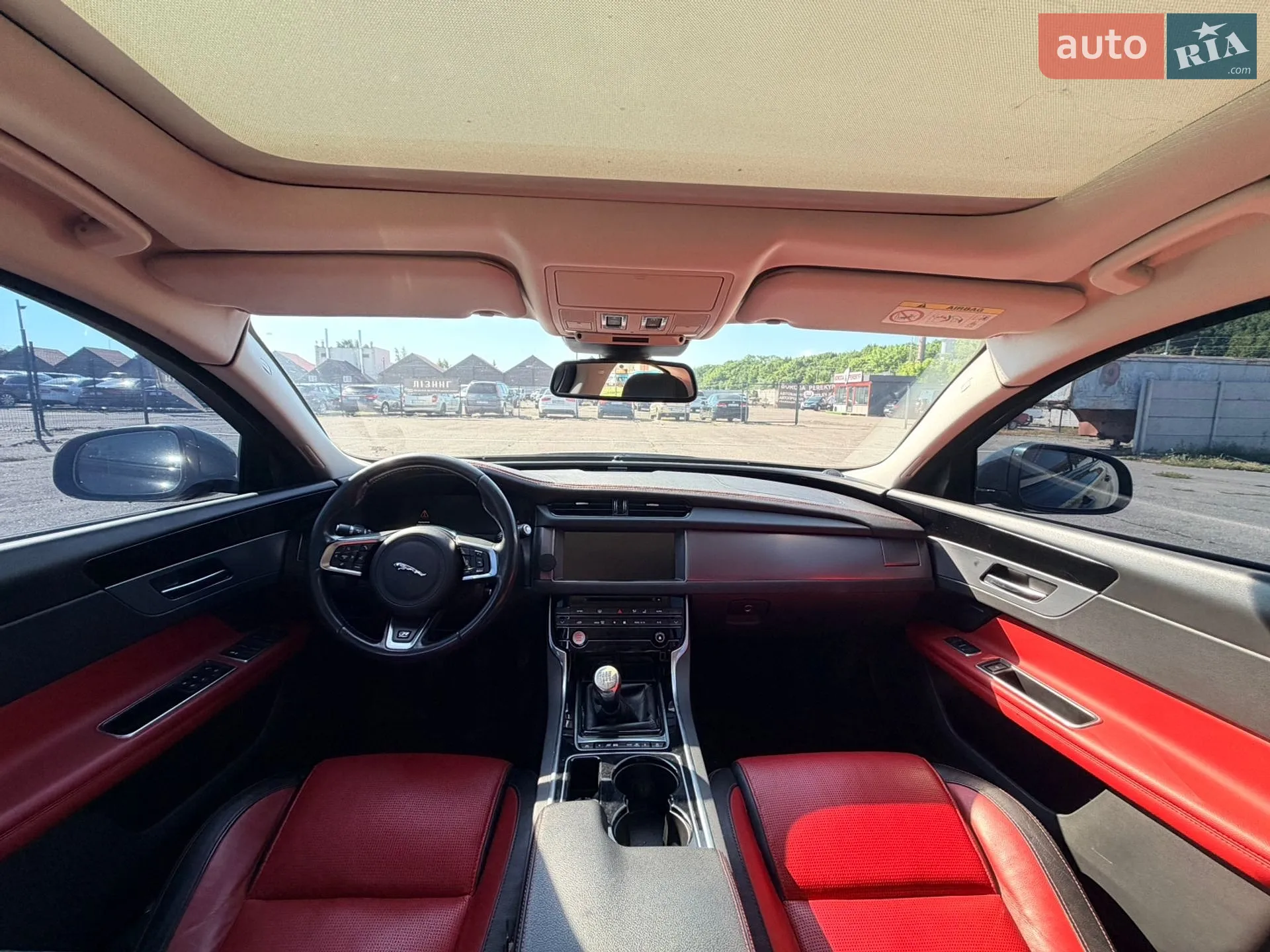 2016 Jaguar XF - мініатюра 12
