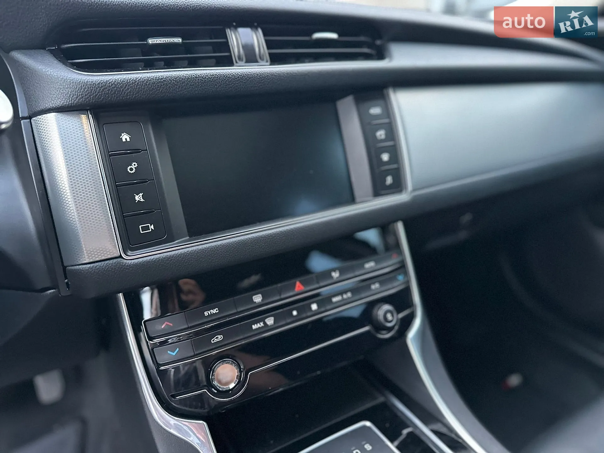 2016 Jaguar XF - мініатюра 73