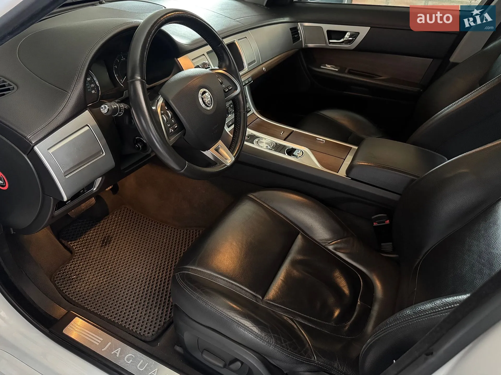 2013 Jaguar XF - мініатюра 6