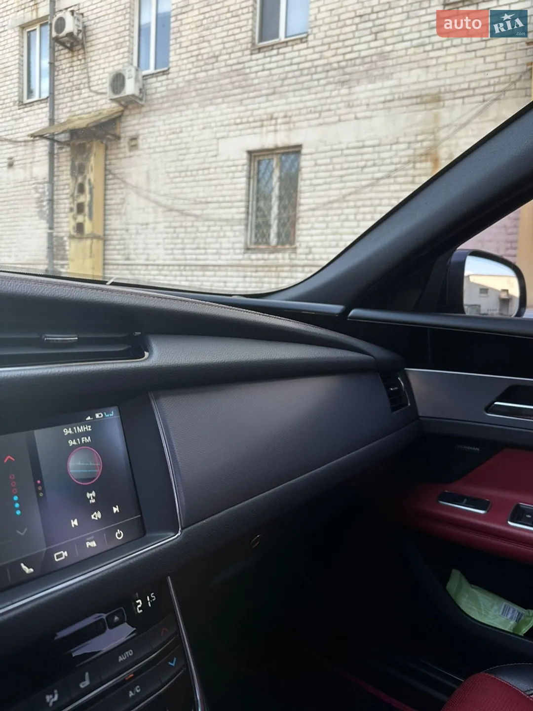 2016 Jaguar XF - мініатюра 18