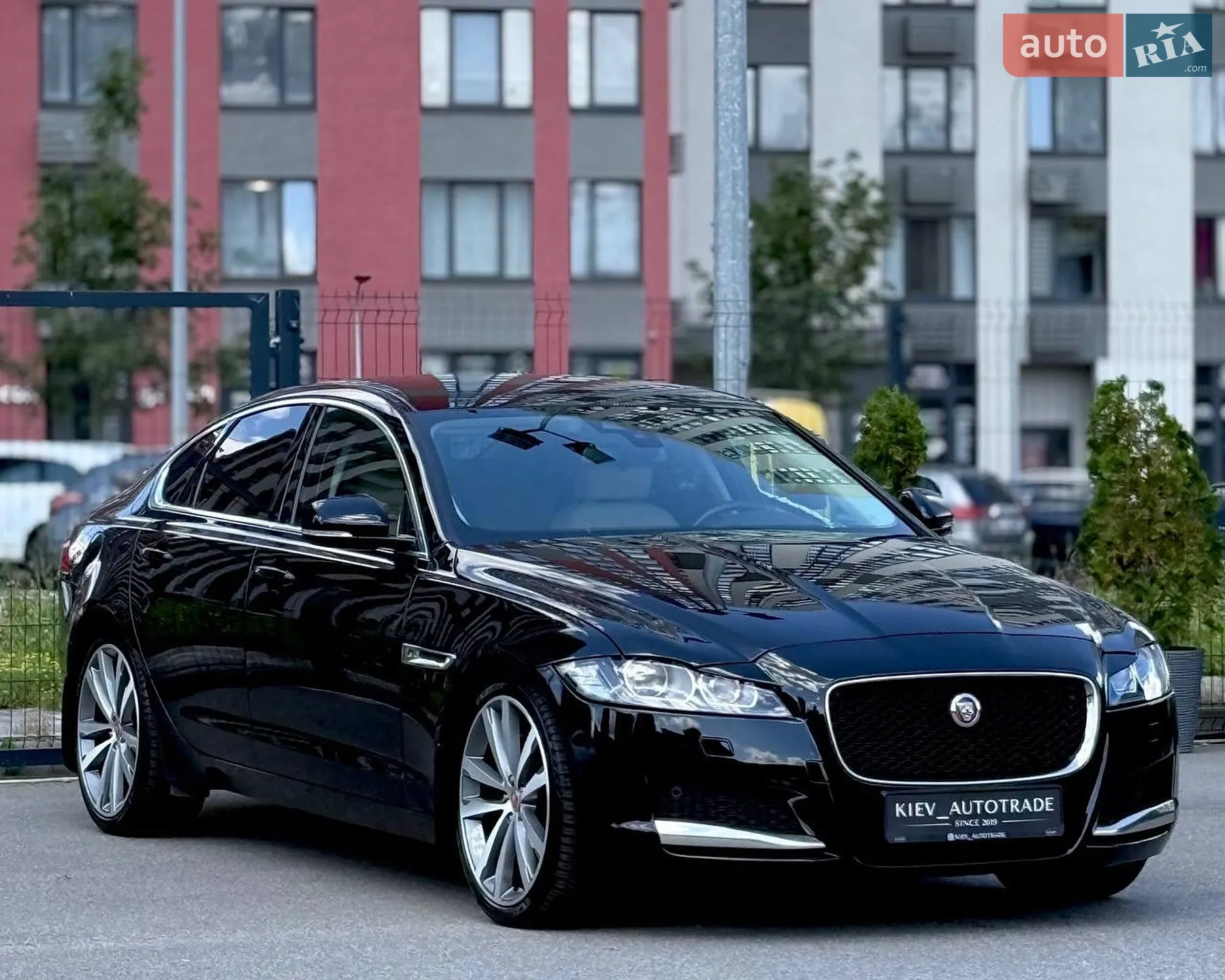2016 Jaguar XF - мініатюра 6