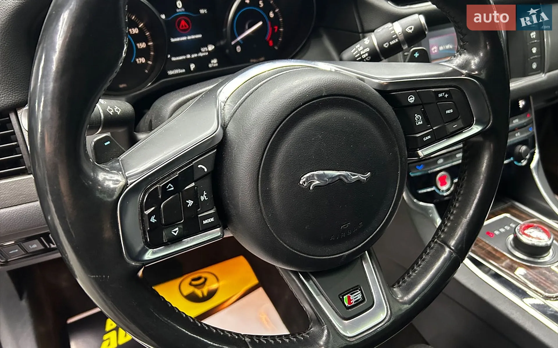 2016 Jaguar XF - мініатюра 13