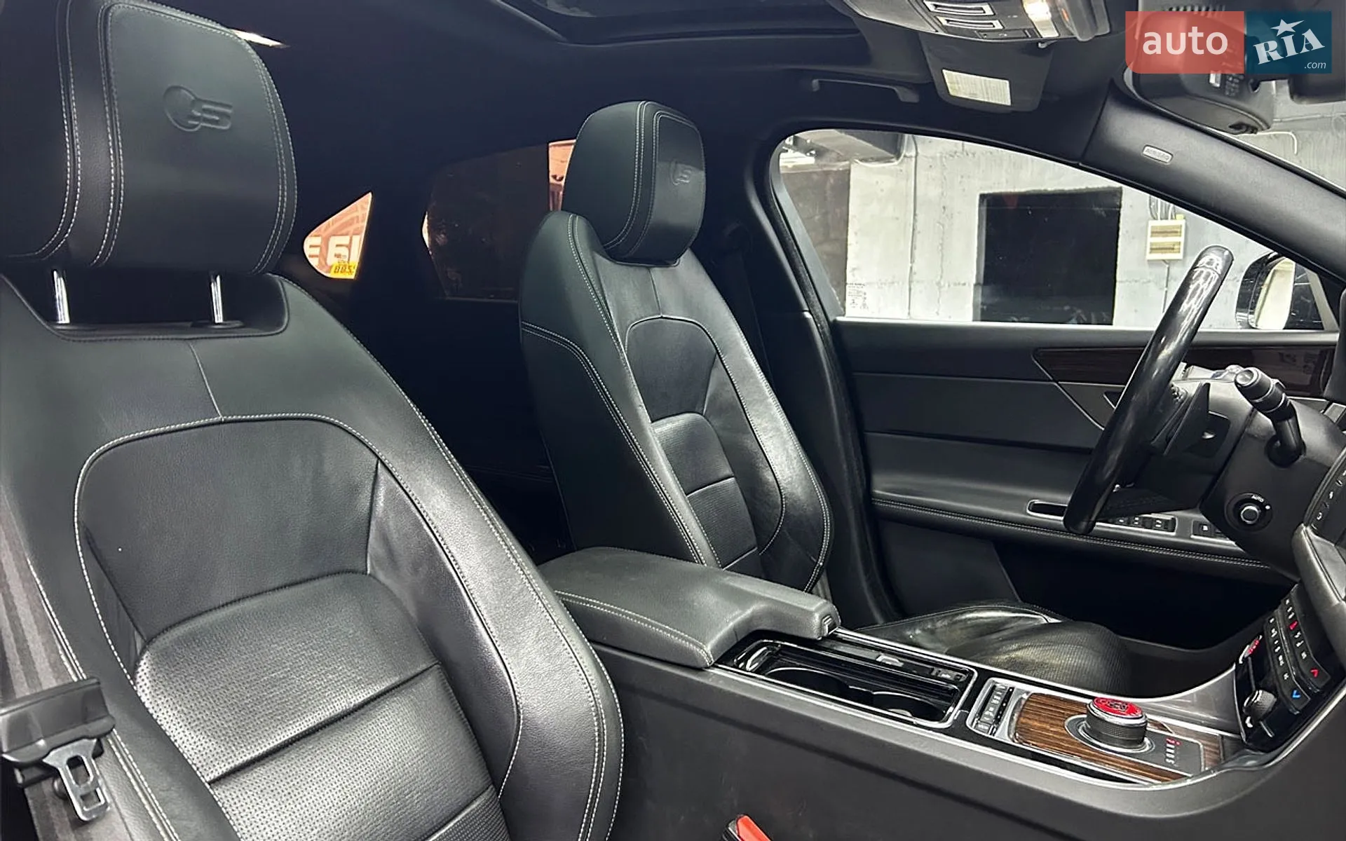 2016 Jaguar XF - мініатюра 29