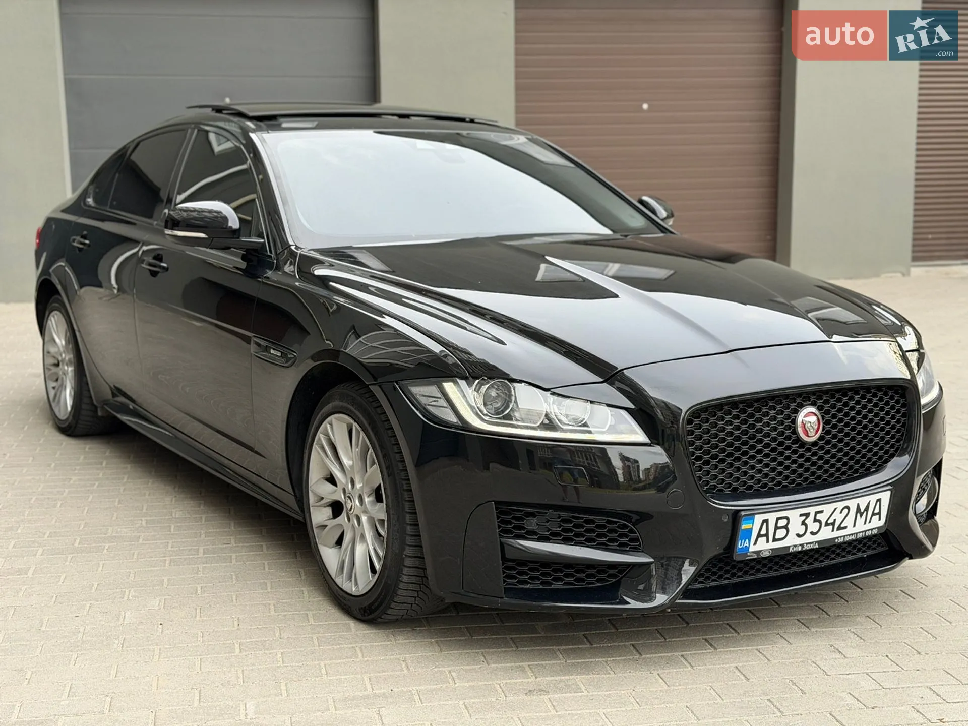 2016 Jaguar XF - мініатюра 7