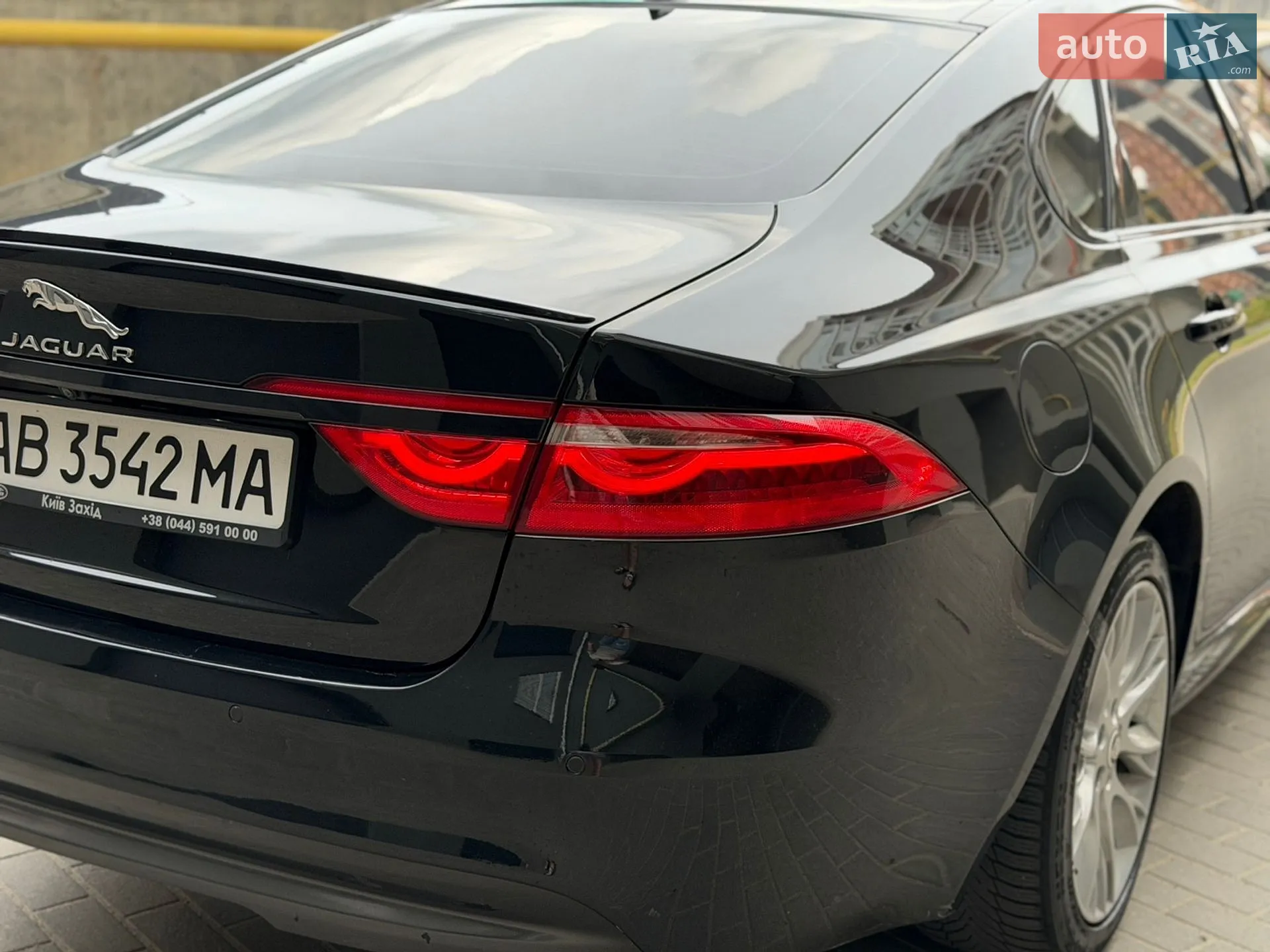 2016 Jaguar XF - мініатюра 17