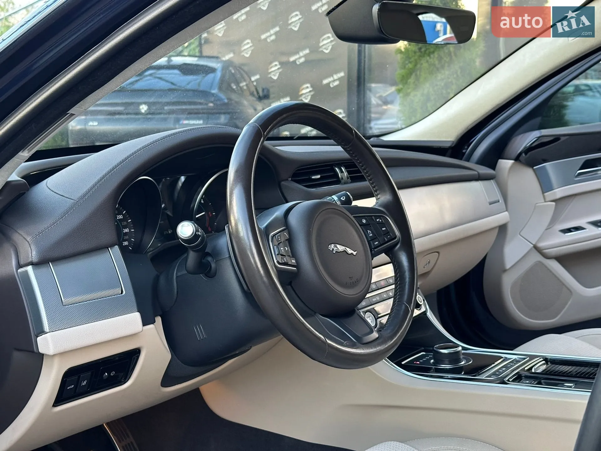 2020 Jaguar XF - мініатюра 14