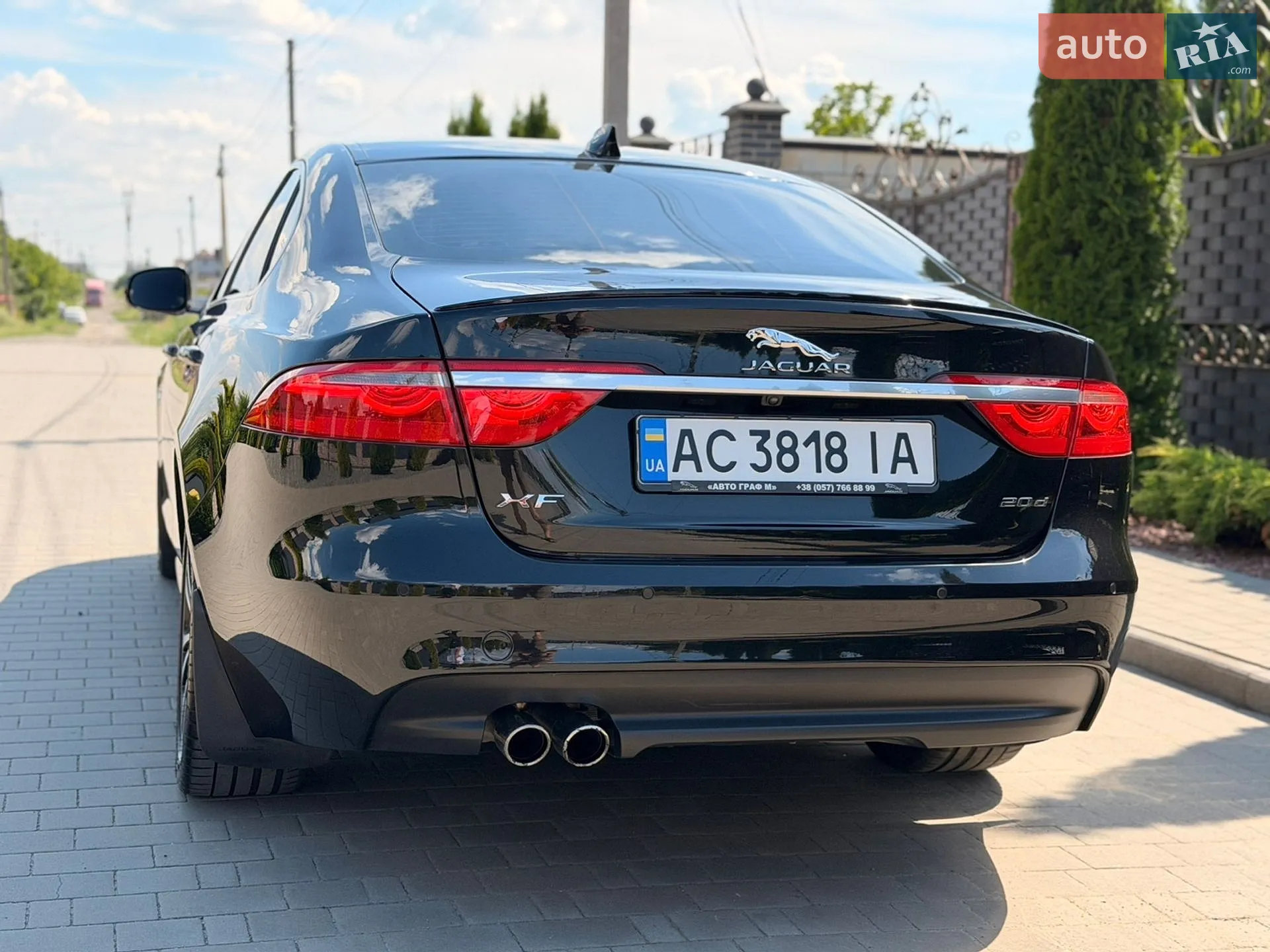 2016 Jaguar XF - мініатюра 4
