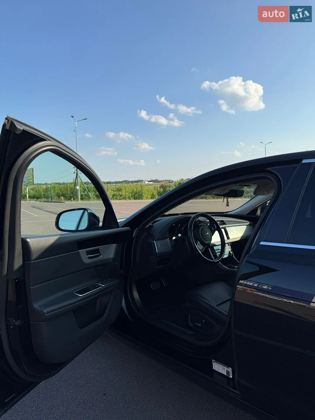 2019 Jaguar XF - мініатюра 5