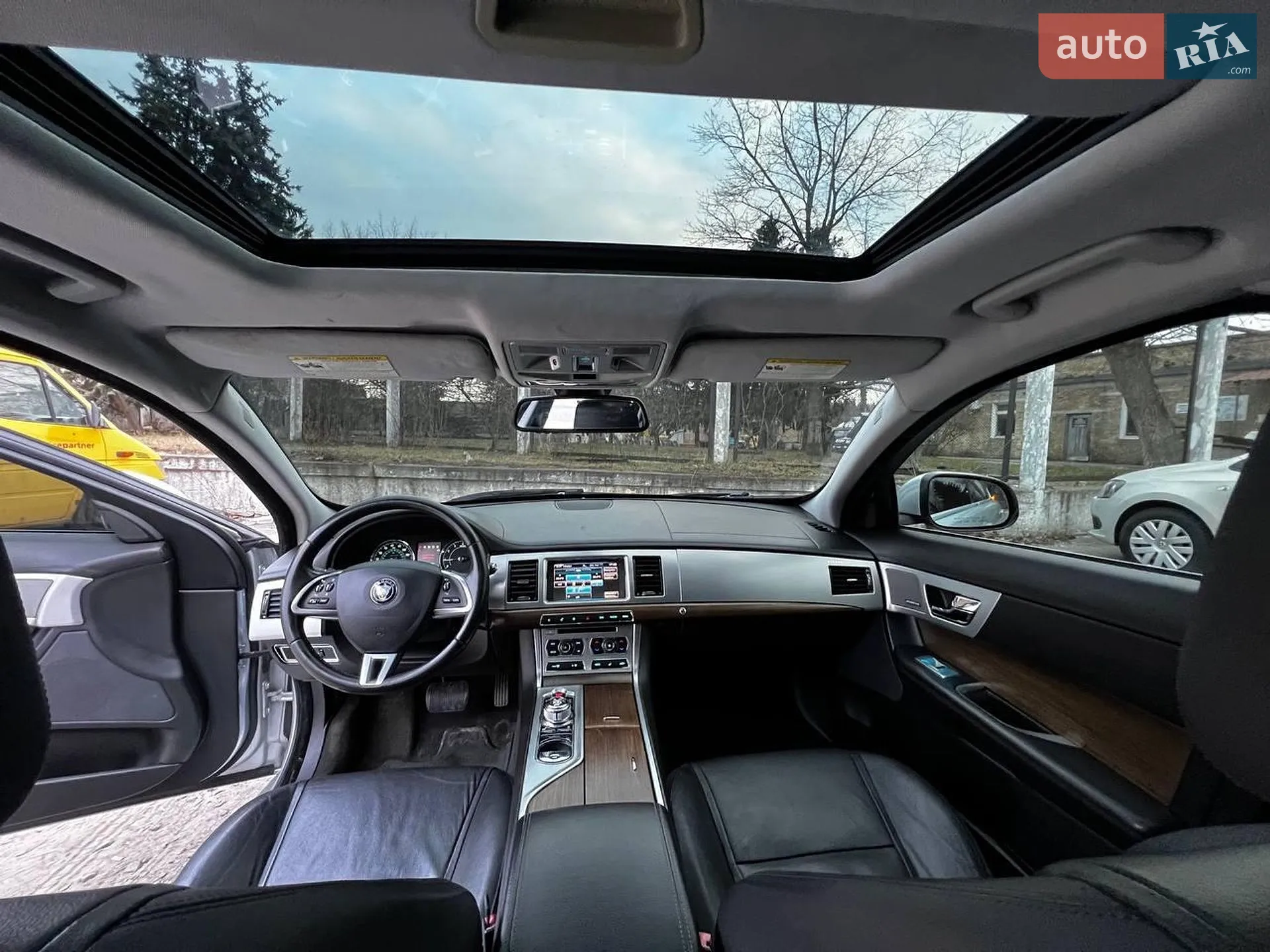 2014 Jaguar XF - мініатюра 28