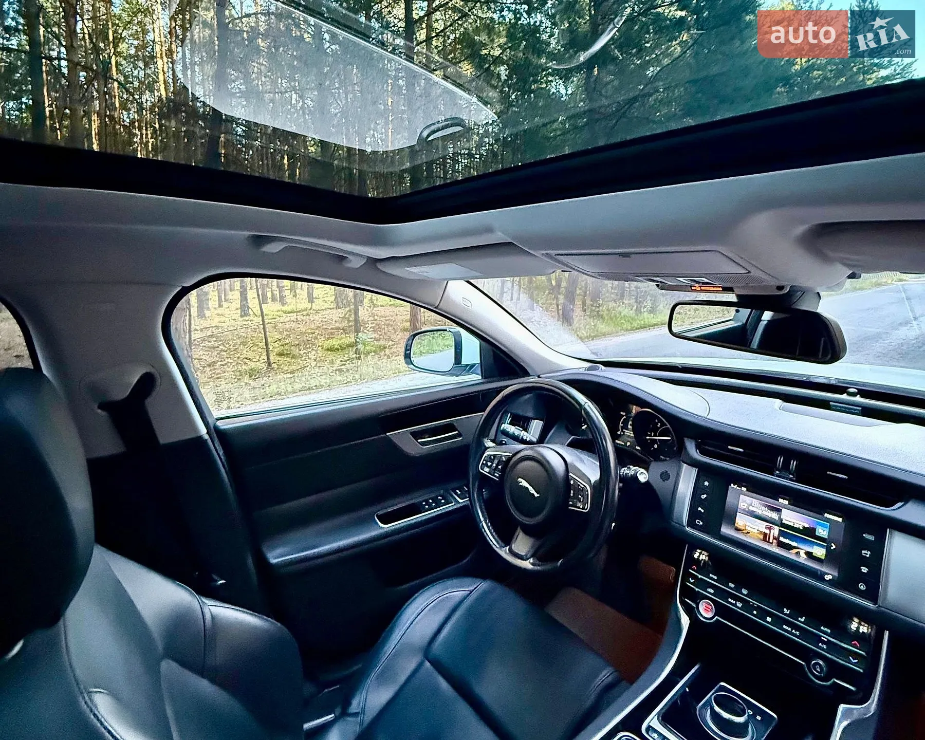 2016 Jaguar XF - мініатюра 14