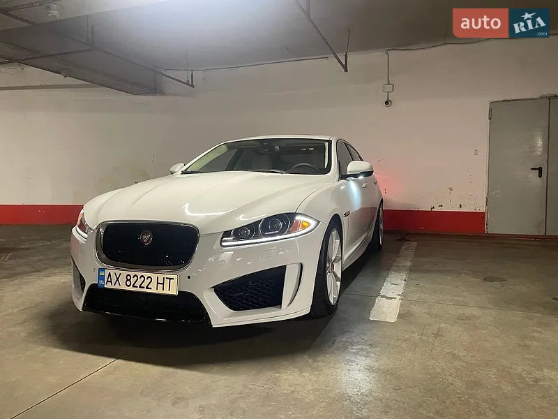 Jaguar XF