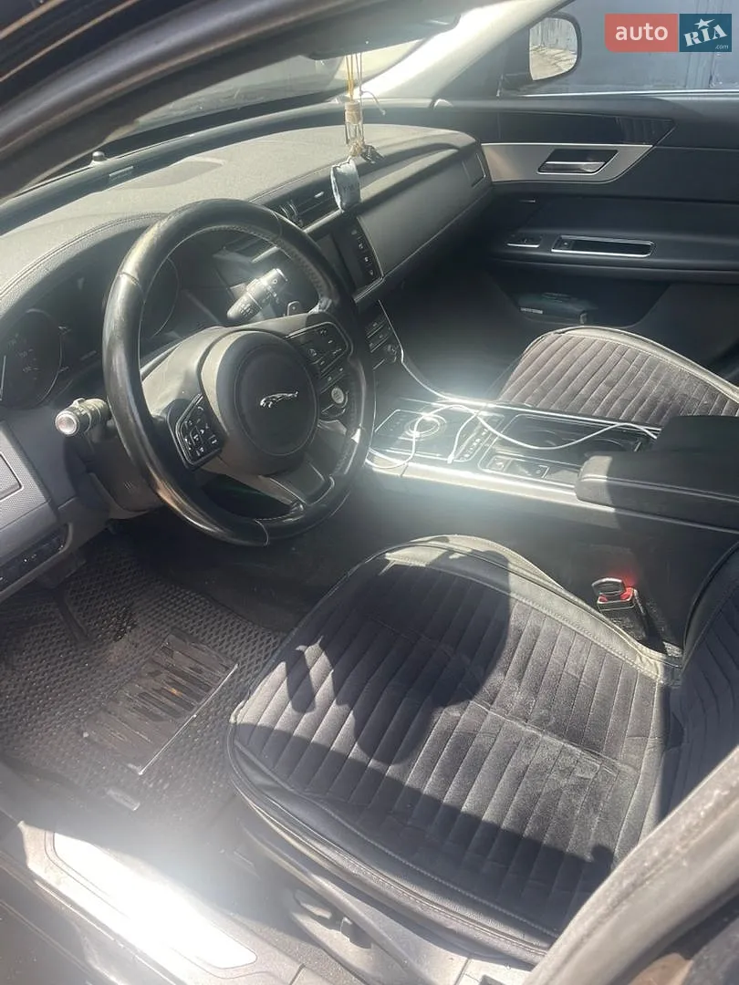 2018 Jaguar XF - мініатюра 11