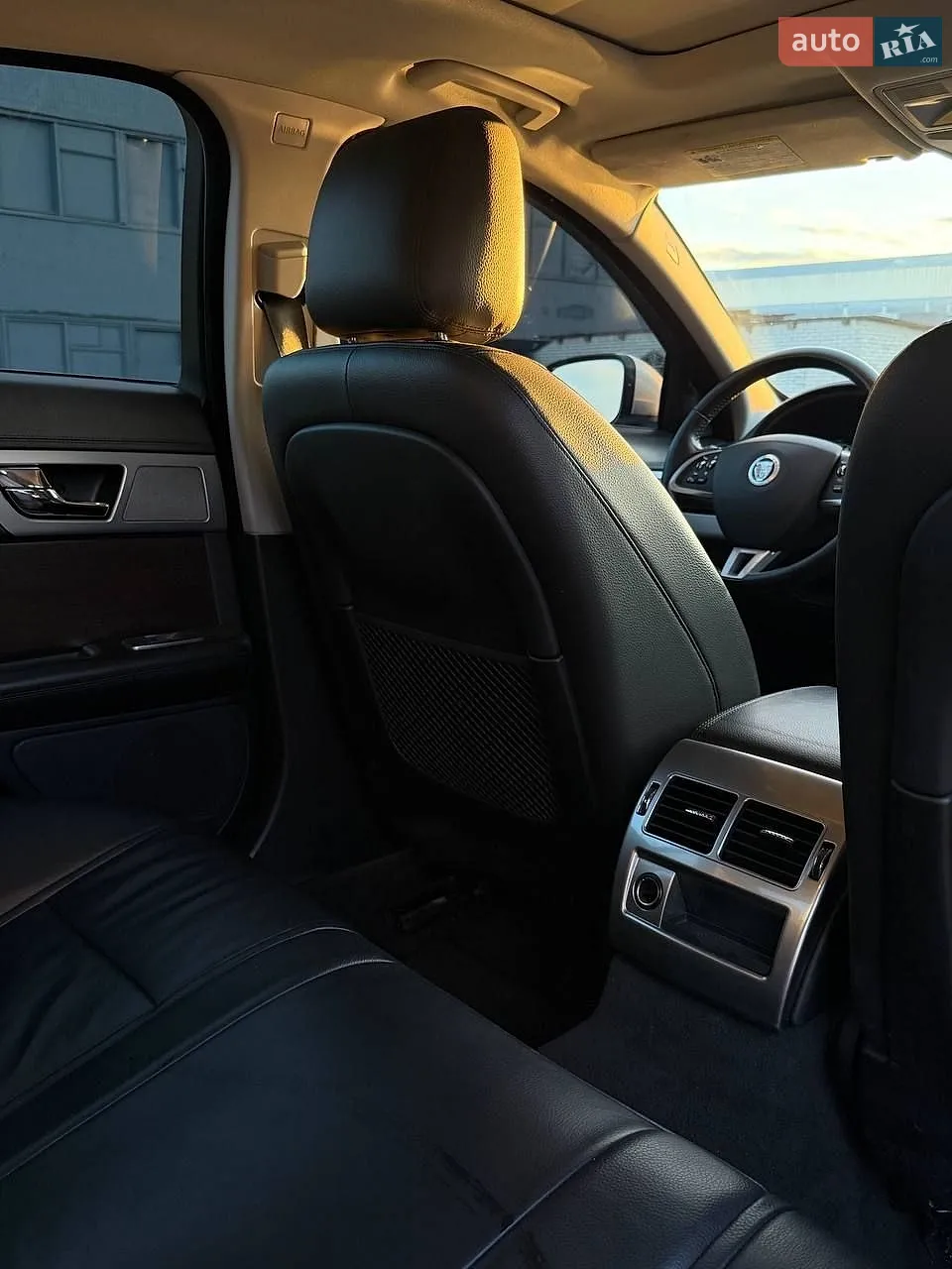 2012 Jaguar XF - мініатюра 9