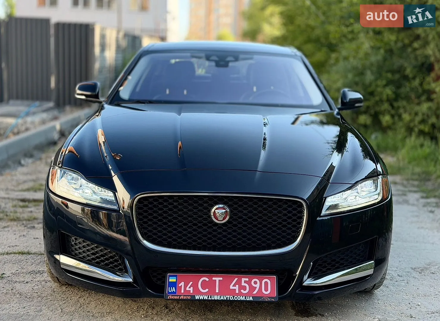 2016 Jaguar XF - мініатюра 2