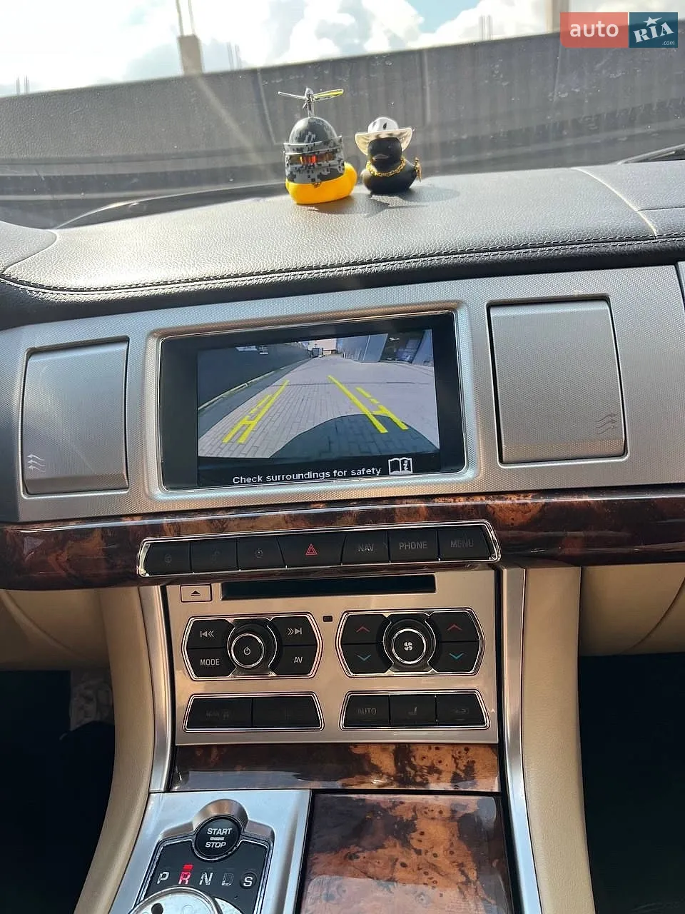 2015 Jaguar XF - мініатюра 6