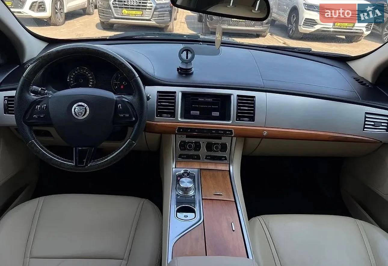 2012 Jaguar XF - мініатюра 12