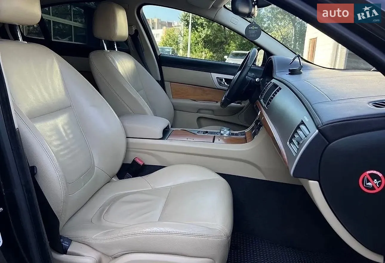 2012 Jaguar XF - мініатюра 22
