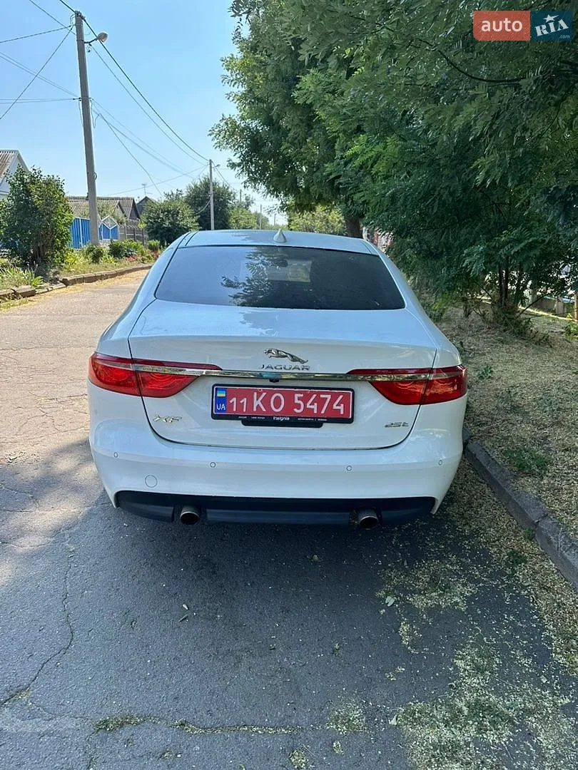 2017 Jaguar XF - мініатюра 6