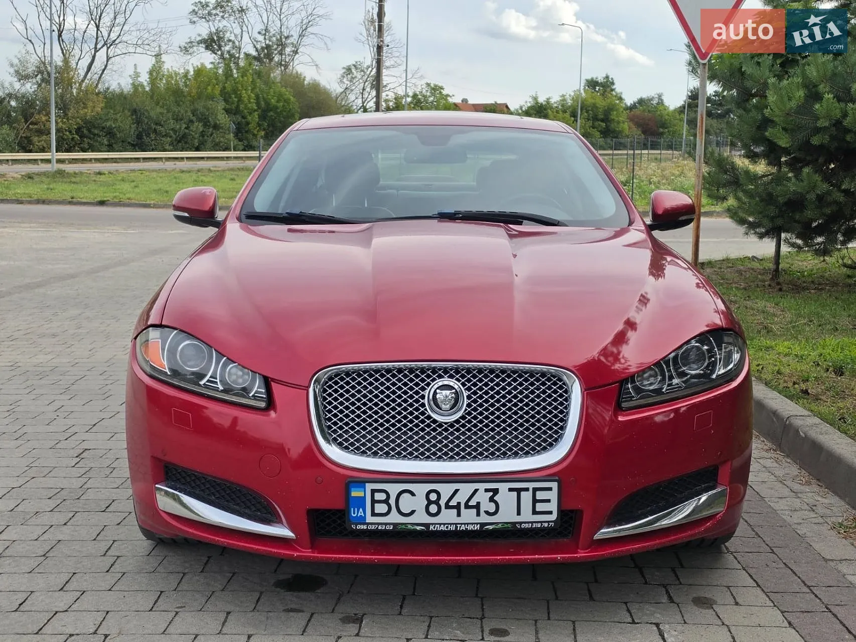 2013 Jaguar XF - мініатюра 15