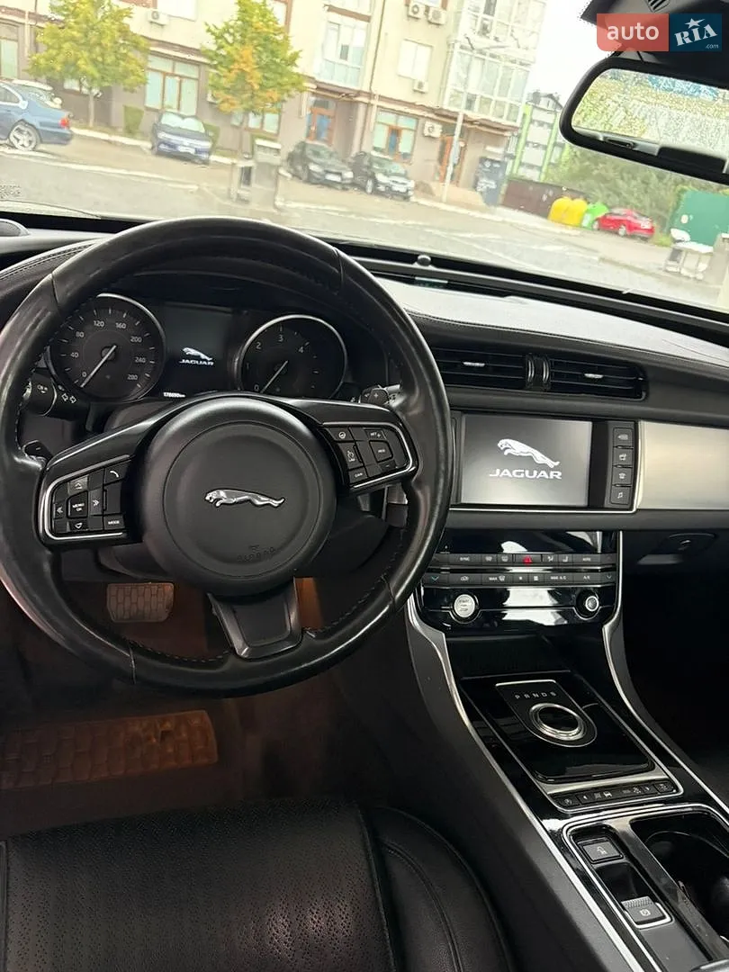 2016 Jaguar XF - мініатюра 8