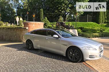 Седан Jaguar XJ 2013 в Львове